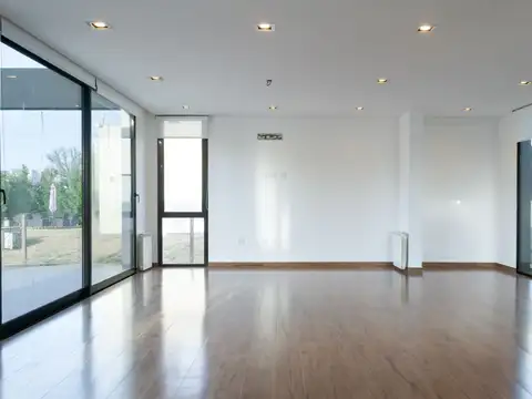 Casa en Venta en Campo Daromy, USD 220.000