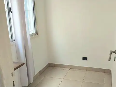Depto Tipo Casa 4 ambientes con 2 baños