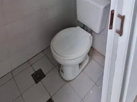 Galpon en Alquiler en Munro-Oeste, $ 700.000