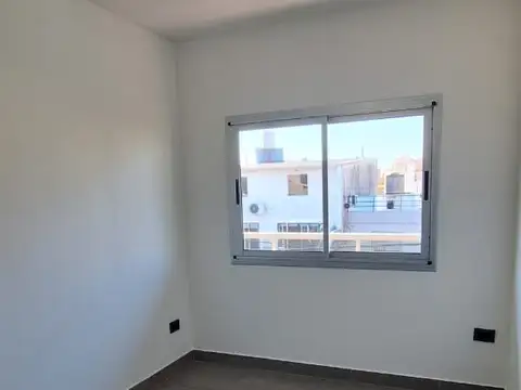 Departamento en Venta en Versalles, USD 189.000