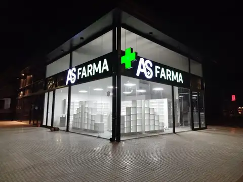 SE VENDE LOCAL COMERCIAL CON RENTA EN DOCTA