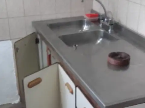 Casa en Alquiler con 1 cochera