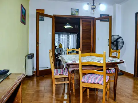 Depto Tipo Casa en Venta con 1 cocheras
