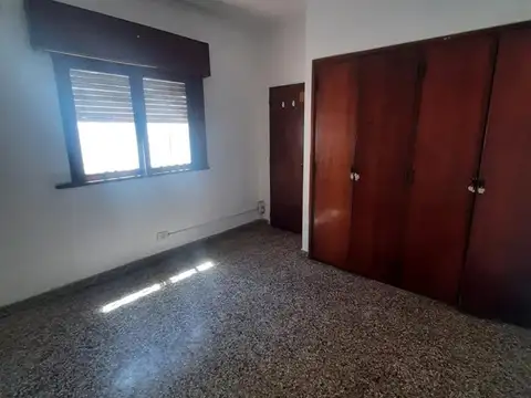 VENTA PH 2 AMBIENTES EN WILDE SIN EXPENSAS