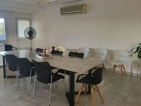 Casa en Alquiler de 4 dormitorios