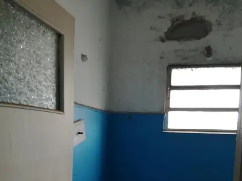 Excelente propiedad ideal inversor, sobre Av. Pte. Perón Fte a Metrobus