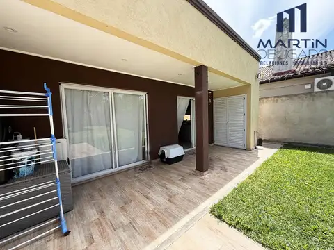 Casa en Venta 3 ambientes en Bella Vista Barrio con portón