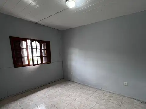 CASA EN ALQUILER , ZONA HOSPITAL DE LUJAN