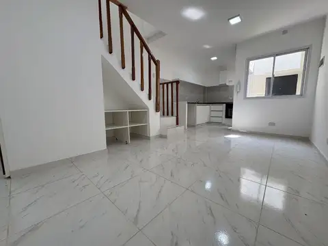 Departamento en Alquiler en Gerli, $ 500.000