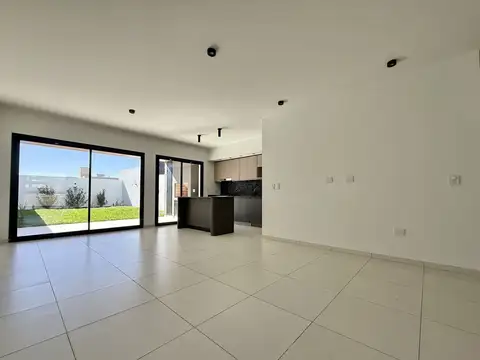 Casa en Venta en Terrazas De Manantiales, USD 239.000