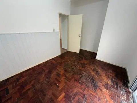 Depto Tipo Casa en Alquiler en Wilde, $ 700.000