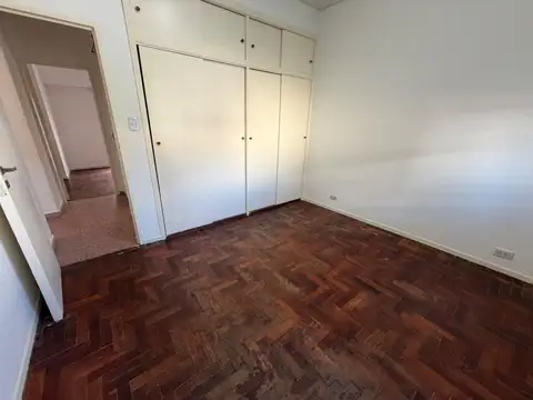 Depto Tipo Casa en Alquiler de 2 dormitorios