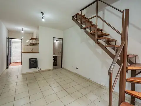 DEPTO TIPO DUPLEX 4 AMB -RAMOS MEJIA-NUEVO VALOR 