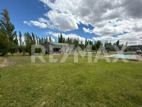 VENTA CHACRA 2 HAS CASA QUINTA Y PILETA CIPOLLETTI