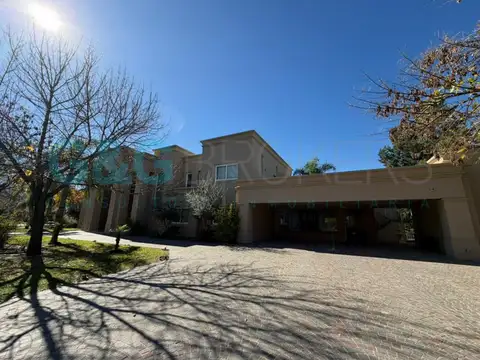 Casa en Venta en General Rodriguez, USD 1.499.000