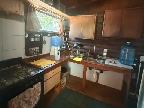 Casa y dptos a reformar en Nono