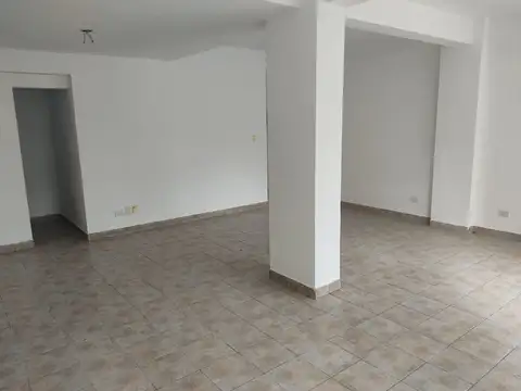 Local en Venta en Zona Centro, USD 100.000