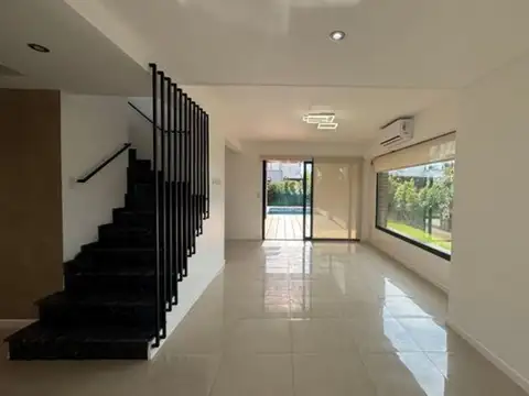Casa en Venta en Nuevo Quilmes, USD 790.000