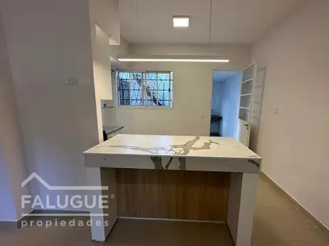 Depto Tipo Casa en Venta en Villa Ballester, USD 95.000