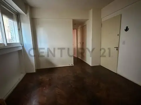 Departamento 2 ambientes lateral en gran ubicación