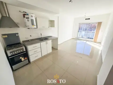 Venta departamento 2 ambientes con balcón y cochera en Flores Norte - Apto crédito