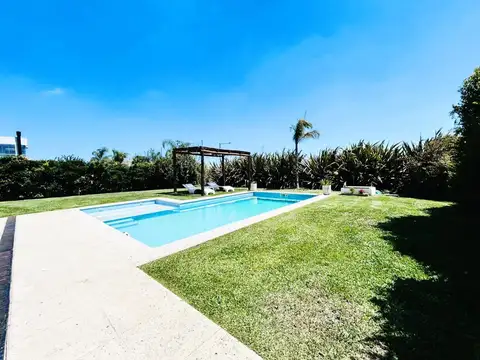 Casa en Venta en Puertos - Barrio Ceibos, USD 300.000