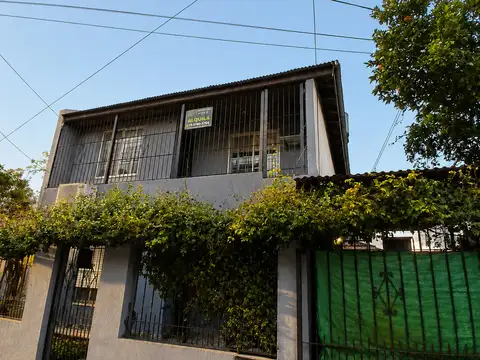 Calle 5  y 136 , Piso 1