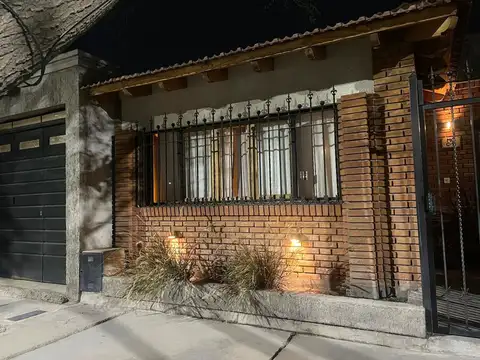B° Parque Urquiza, Manzana C, Casa 19 100
