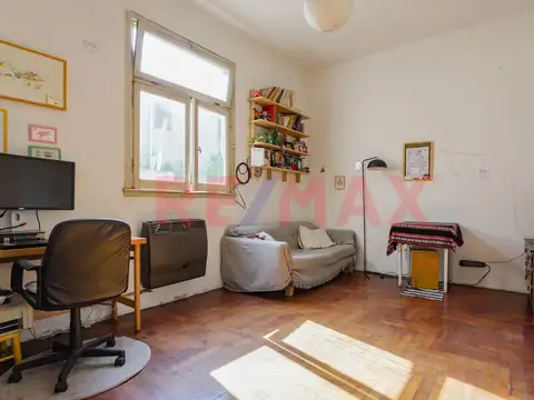 VENTA PH 3 AMB. EN PARQUE PATRICIOS CON TERRAZA.