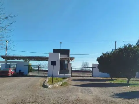 Lote y quincho en Venta en B° Las Margaritas Maipú