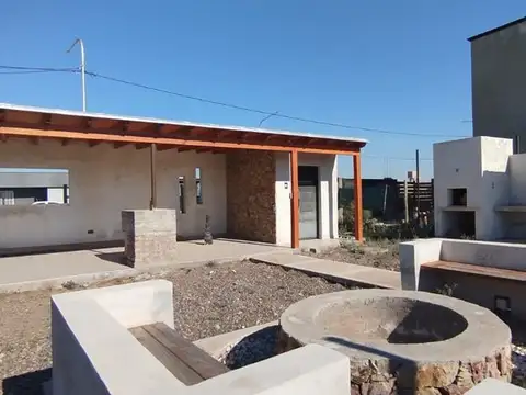 Lote y quincho en Venta en B° Las Margaritas Maipú