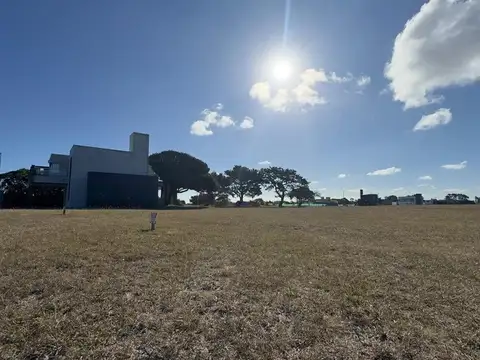 Venta lote 577 m2 a metros del mar, El Marquesado