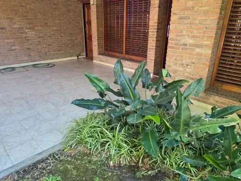 Casa en Venta en Banfield, USD 265.000