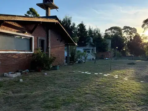 Casas en venta - 5 Dormitorios 2 Baños - 600Mts2 - Nueva Atlantis