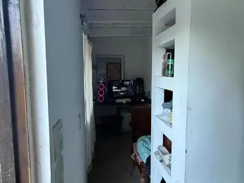 Casa 7 ambientes con 2 baños