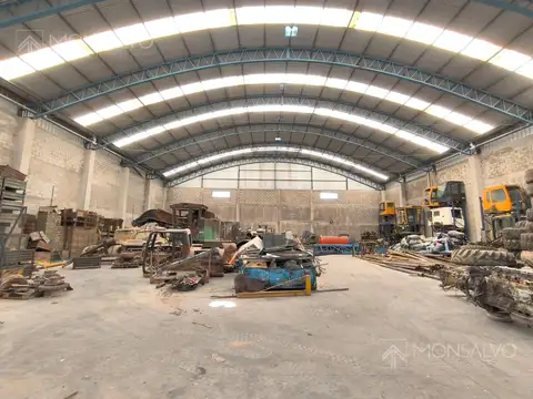 Galpón en Jose León Suarez