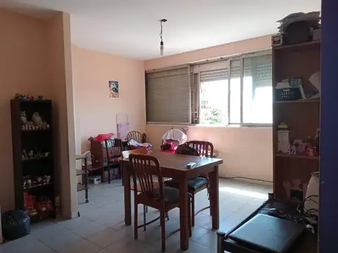 Departamento de 55 m² con 2 dormitorios en venta en Liniers