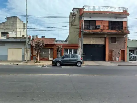 Casa - Venta - Argentina, Tres de Febrero - Av. San Martín 3779