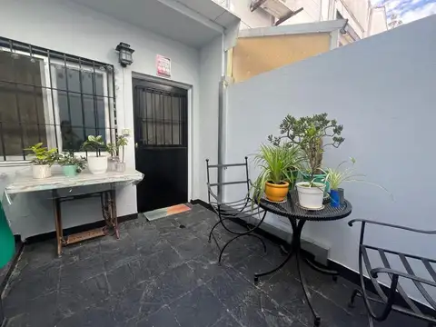 Depto Tipo Casa en Venta con 1 cocheras