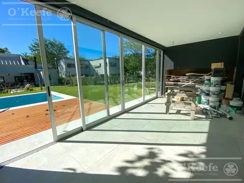 Casa 5 ambientes con 3 baños