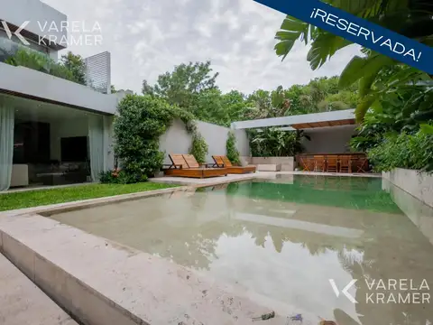 Casa en Venta en Punta Chica - RESERVADA