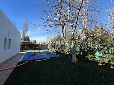 Casa en Venta en Neuquen, USD 260.000