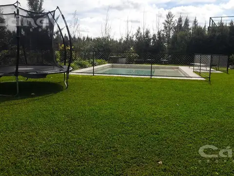 Casa 7 ambientes con 4 baños