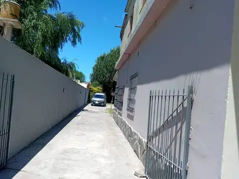 COMPLEJO DE 4 DEPARTAMENTOS SANTA TERESITA