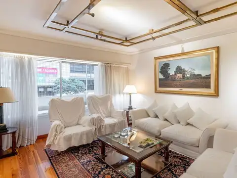 DEPARTAMENTO VENTA RECOLETA  PATIO y COCHERA