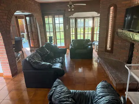 Casa 4 ambientes venta Canning