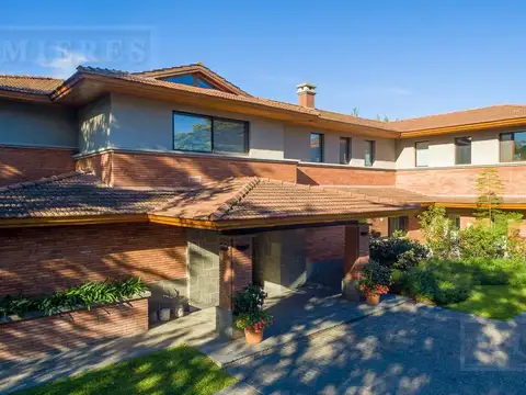 Casa en Venta en Altos Del Pilar, USD 2.300.000