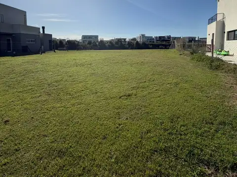 Terreno en Venta de 821,0 m2