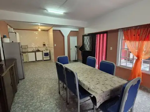 CASA EN VENTA 4 AMB IDEAL 2 FAMILIAS TEMPERLEY