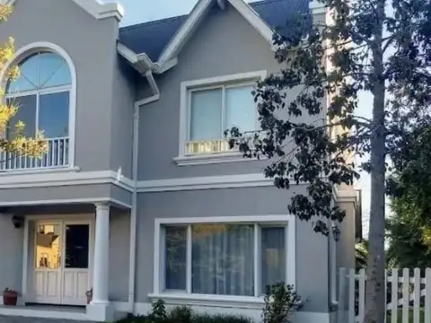 Casa en Venta en Septiembre, USD 350.000